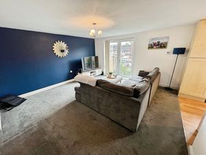 Lounge- click for photo gallery